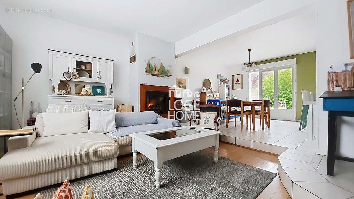 Maison à MONTIGNY-EN-GOHELLE