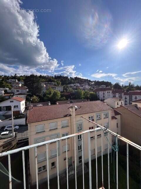 Appartement à SAINT-ETIENNE