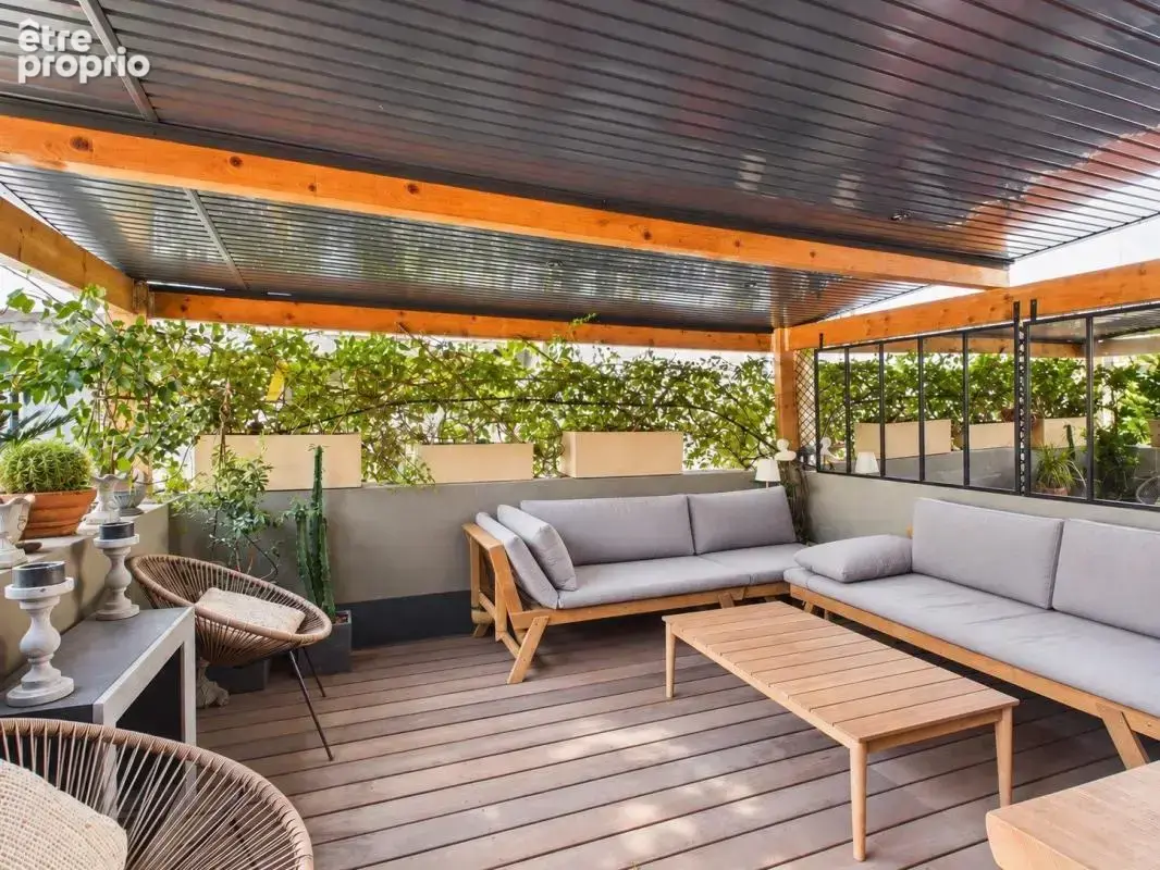 A vendre f3 charmant avec terrasse - vieille ville ajaccio - photo 2