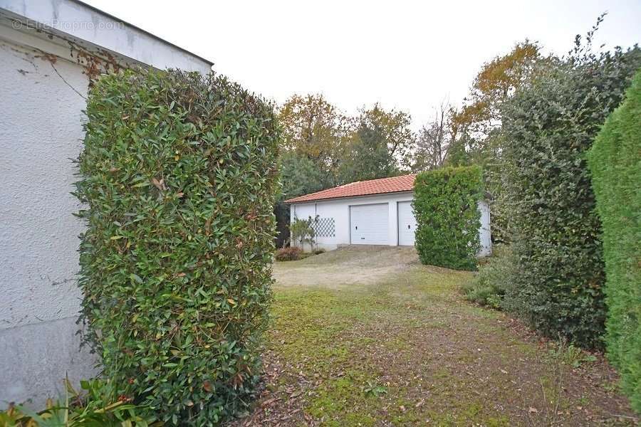 Maison à SAINT-GEORGES-DE-DIDONNE