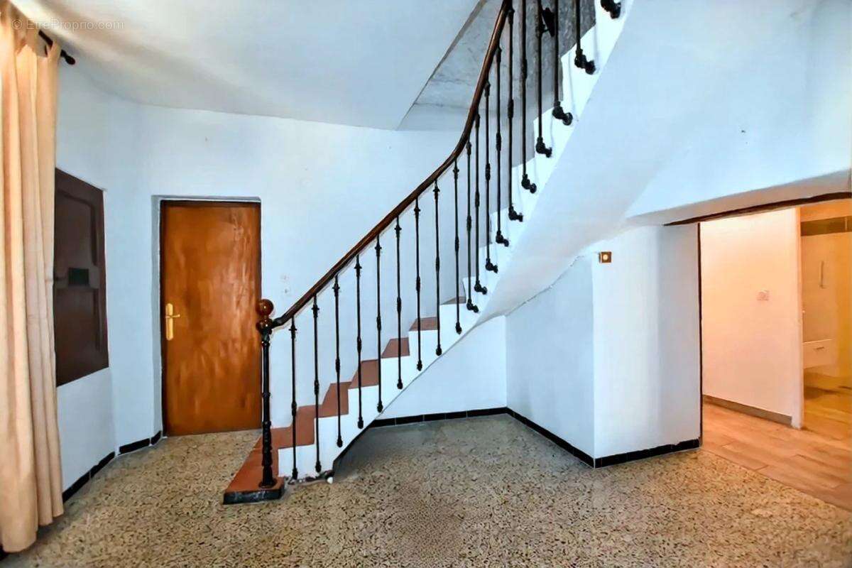 Maison à BERNIS