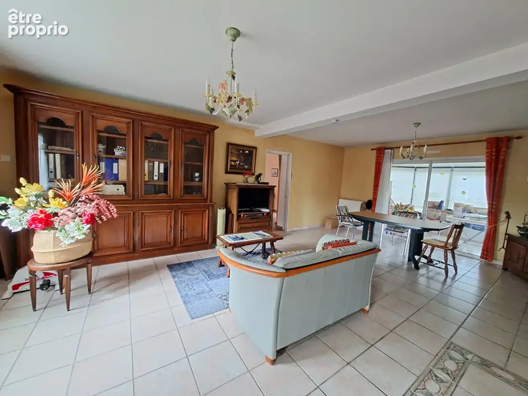 Maison 5 chambres - Bourg de Saint André Des Eaux - photo 3