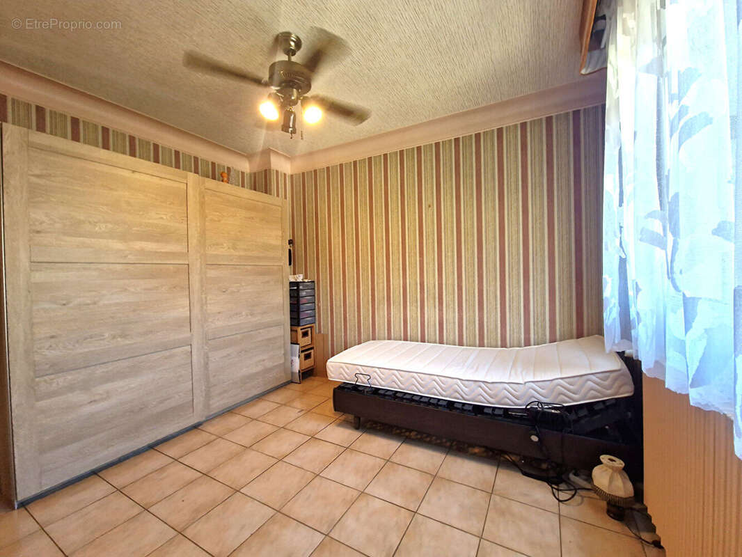 Maison à PARAY-VIEILLE-POSTE