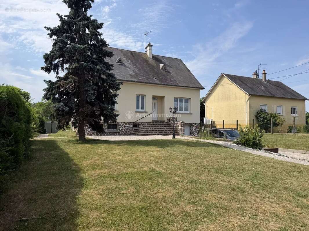 Maison à VOUVRAY-SUR-LOIR