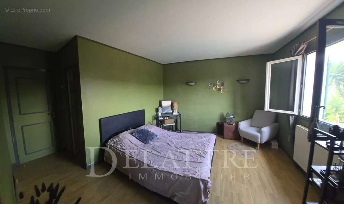 Maison à MOUANS-SARTOUX