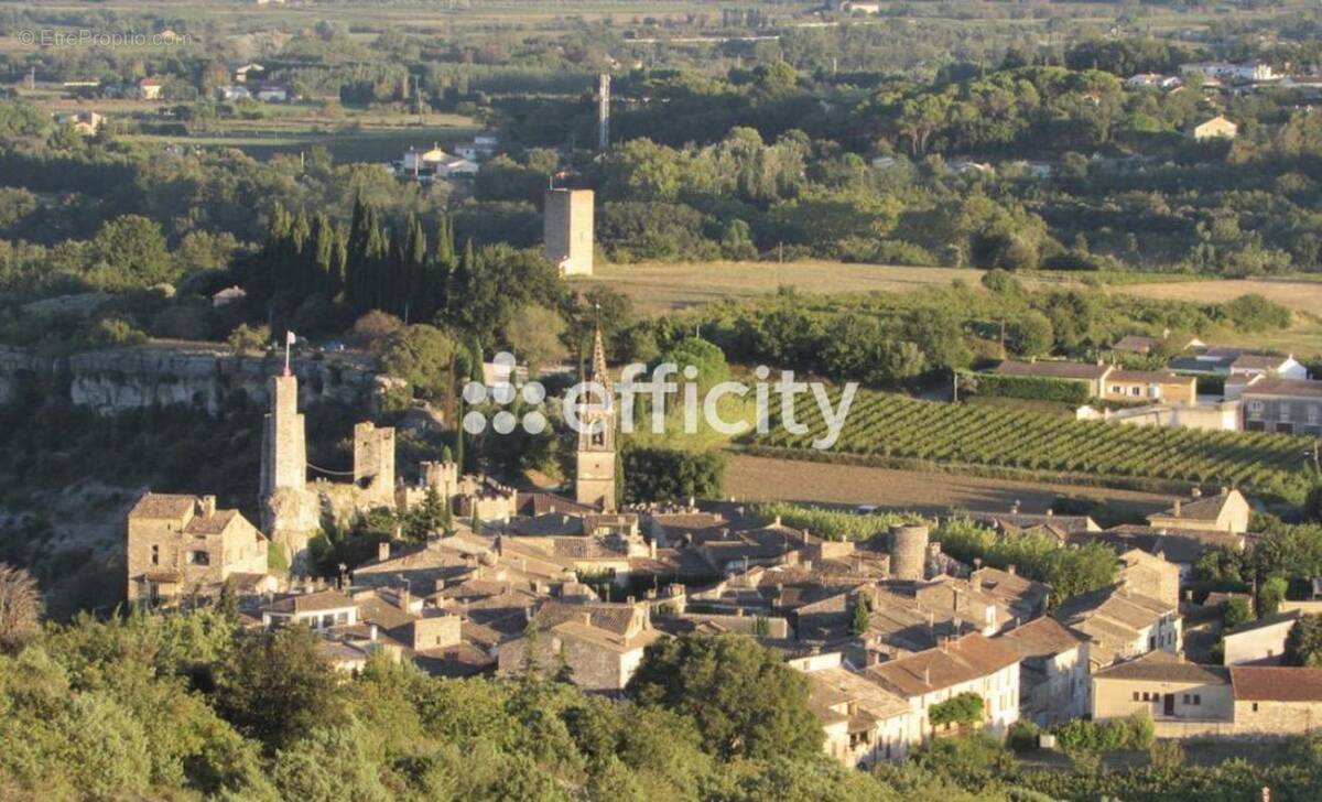 Terrain à SAINT-PAULET-DE-CAISSON