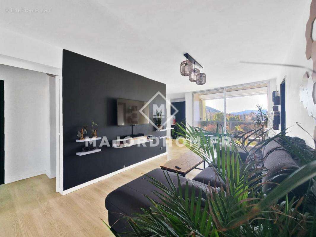 Appartement à MARSEILLE-10E