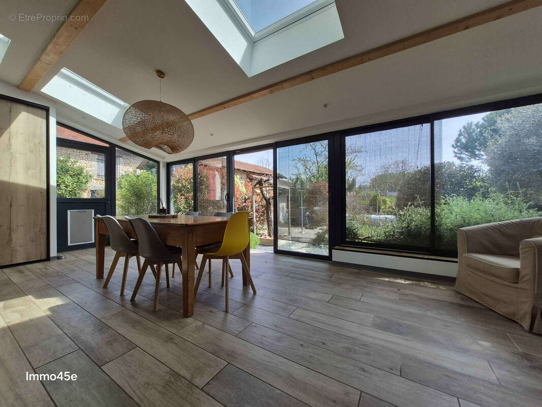 Maison à HAUTERIVES