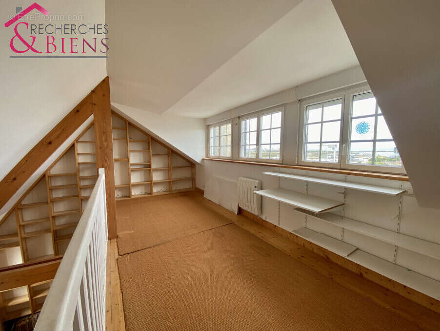 Maison à SAINT-VAAST-LA-HOUGUE