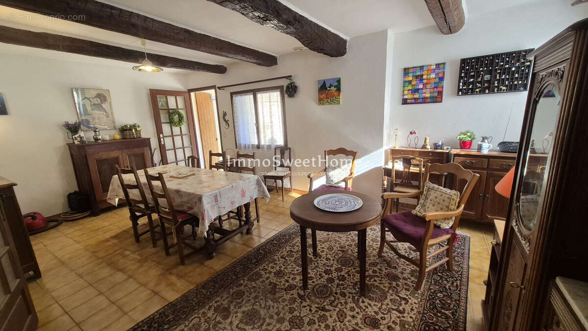 Maison à MIRABEL-AUX-BARONNIES