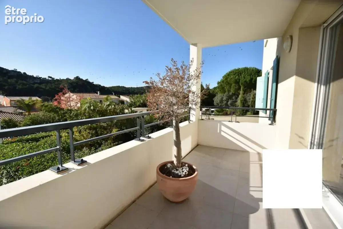 3 PIÈCES offrant 
85m² de surface privative / Parking - photo 5