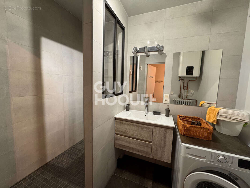 Appartement à AIX-LES-BAINS