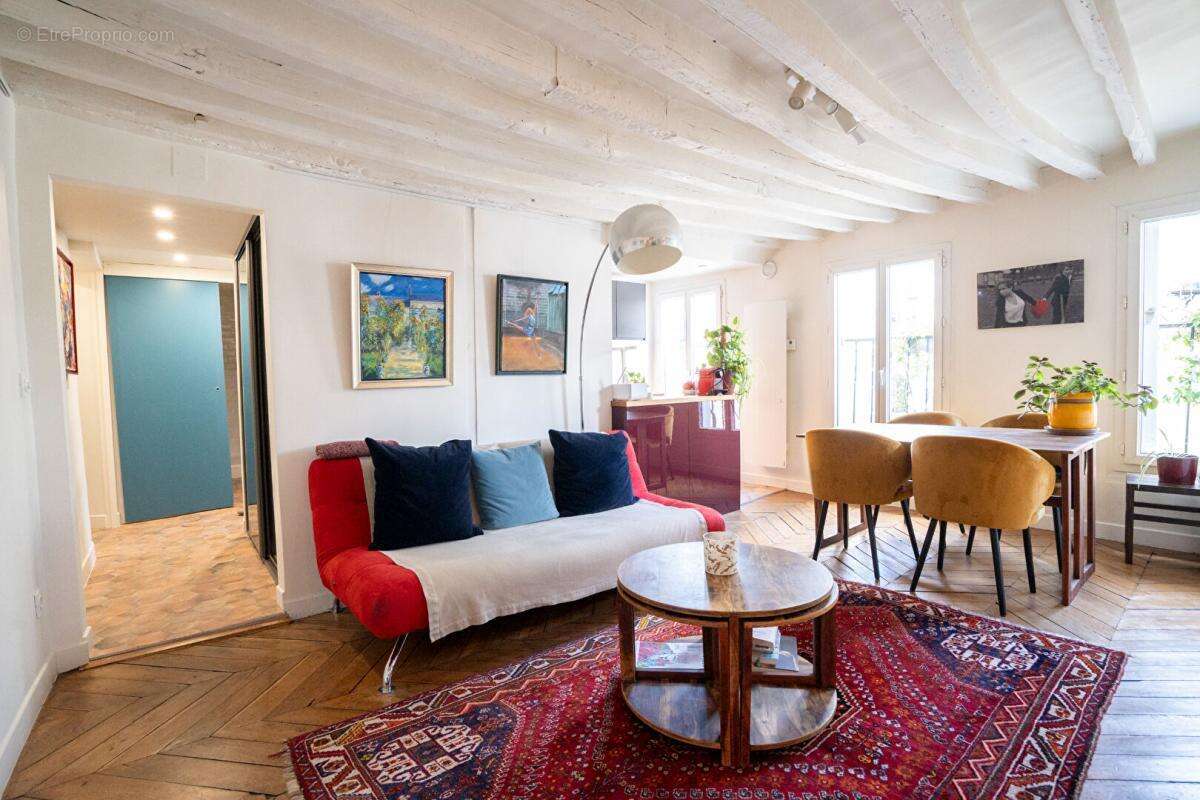 Appartement à PARIS-9E