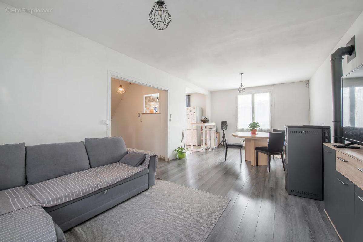 Maison à BOISSY-LE-CHATEL