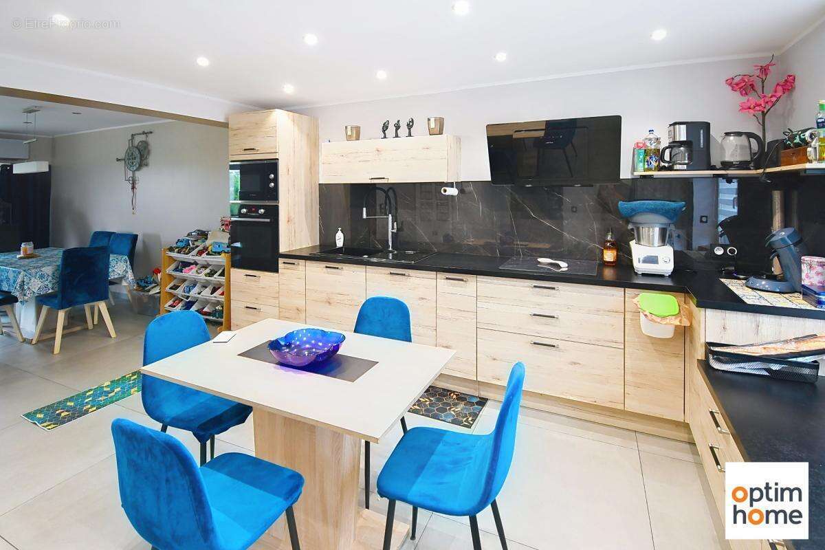 Exclusivité – Sympathique maison familiale de 177 m² – 4 chambres – 1 bureau - 2 salles de bain - photo 37