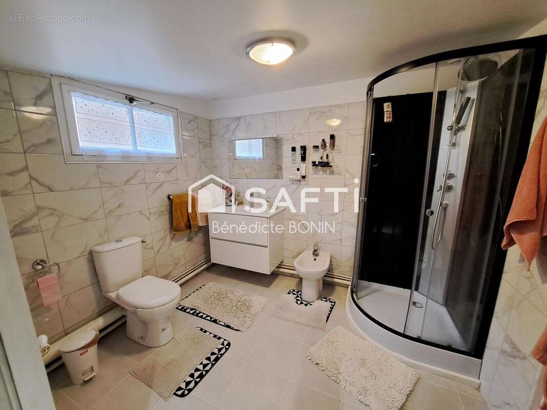 Maison 155 m² à Mirambeau  - photo 5