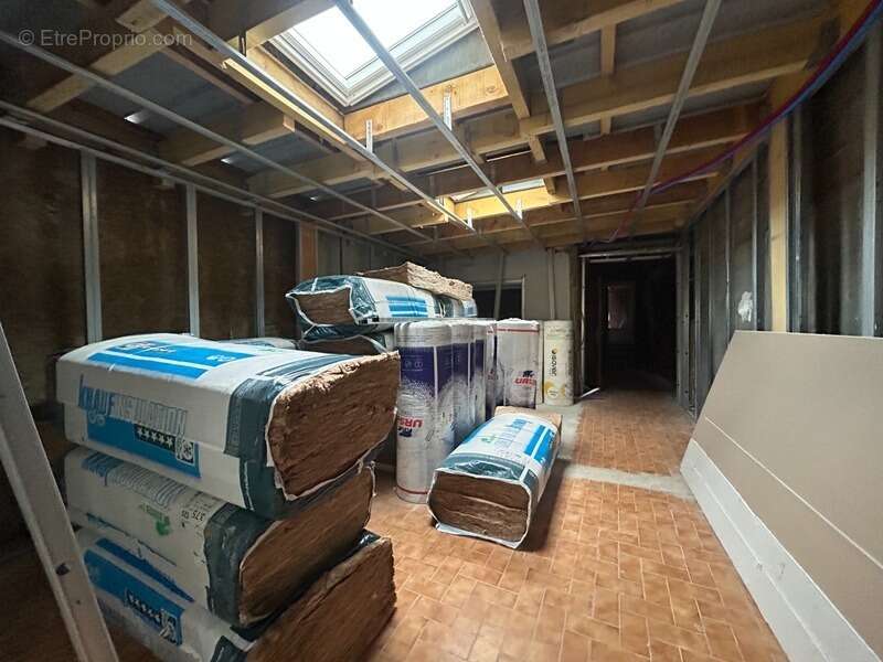 Maison à CHATEAUPONSAC