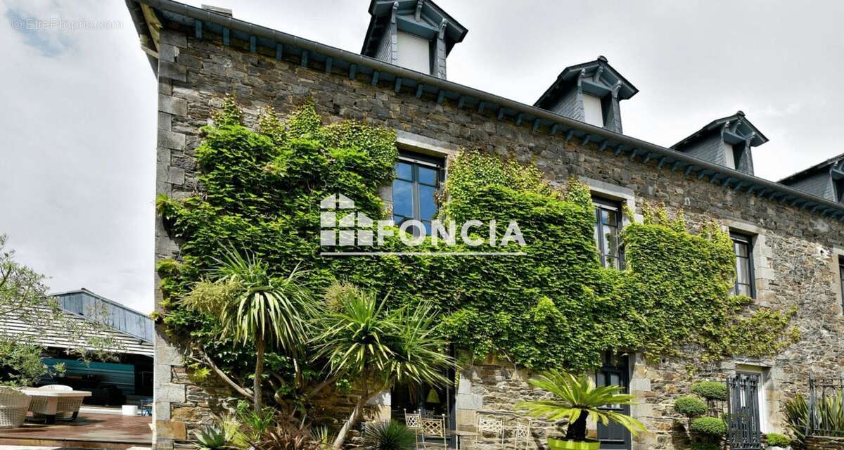 Maison à DOL-DE-BRETAGNE