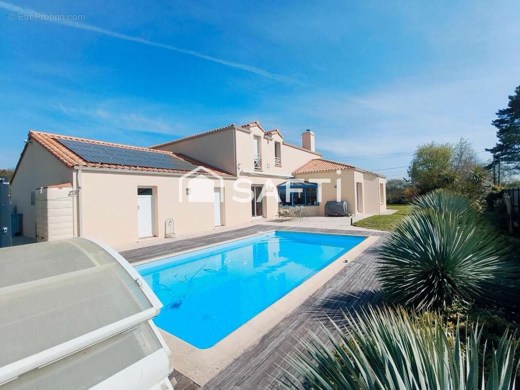 Photo 2 - Maison à BOUAYE