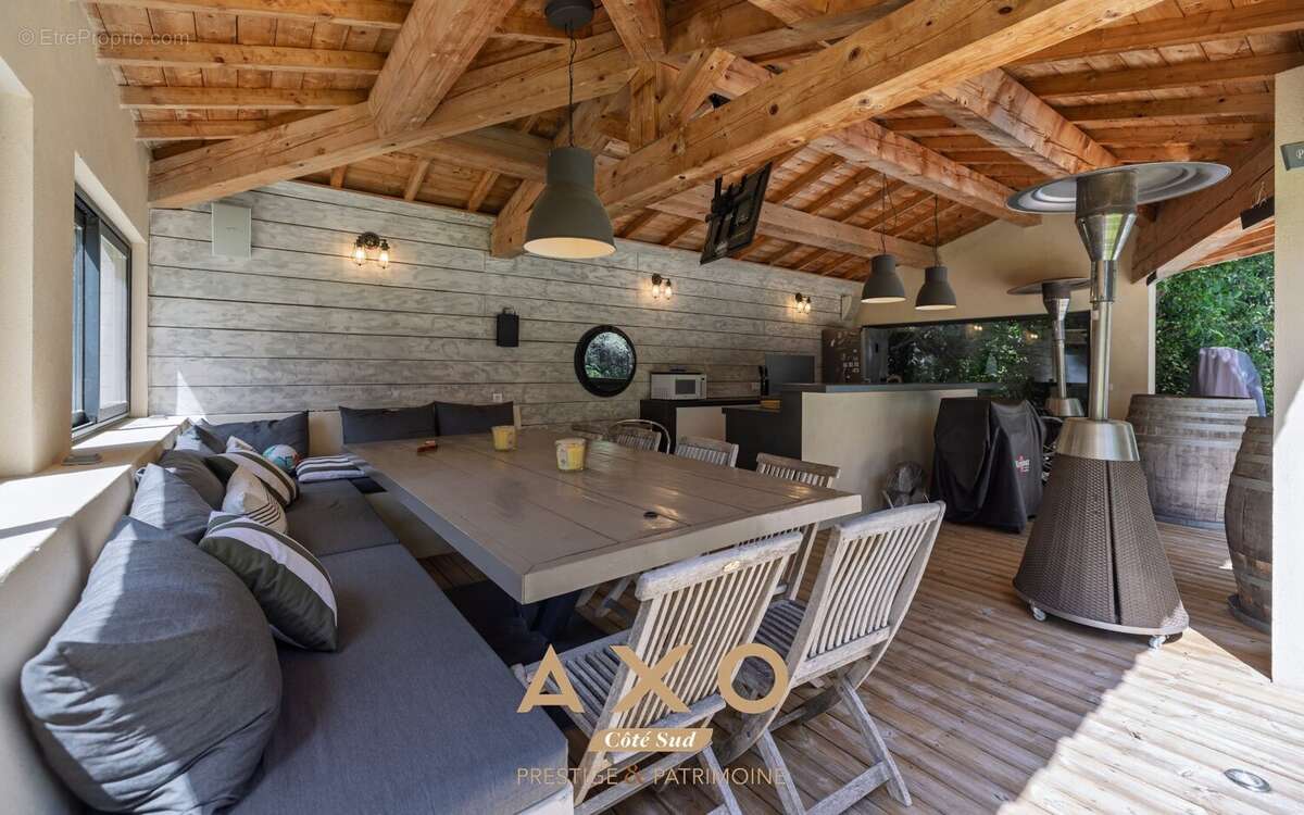 Maison à EGUILLES