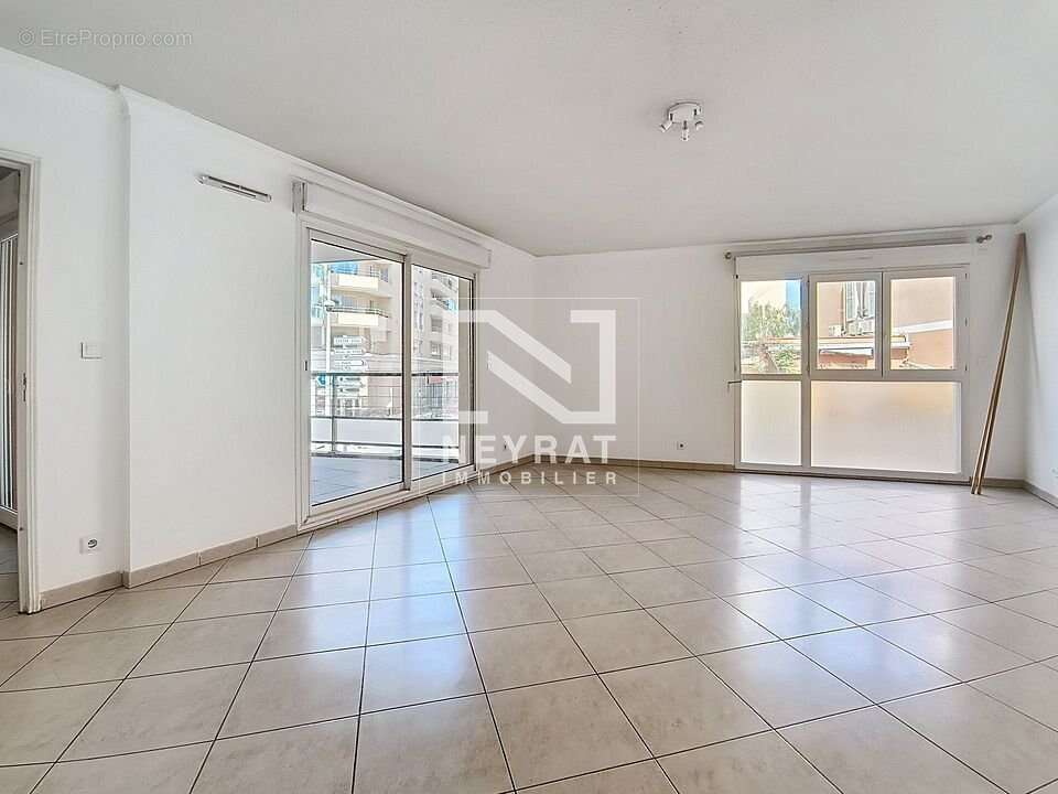 Appartement à SAINT-RAPHAEL