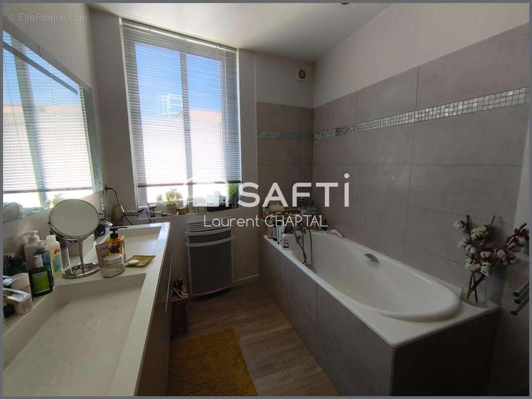 Photo 9 - Appartement à CARCASSONNE