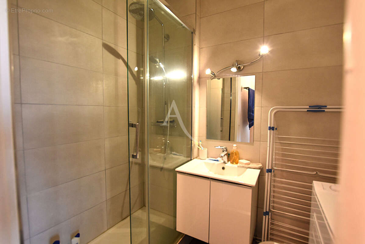 Appartement à COMBS-LA-VILLE