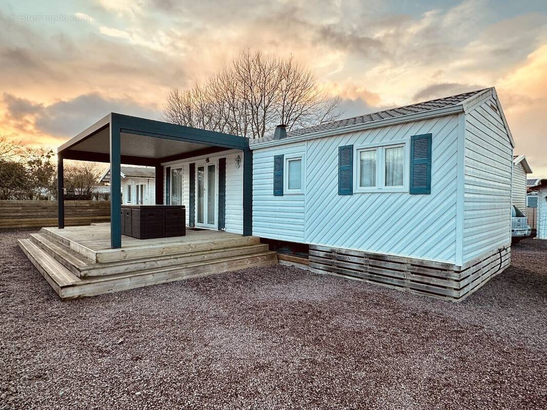 Maison à HERMANVILLE-SUR-MER