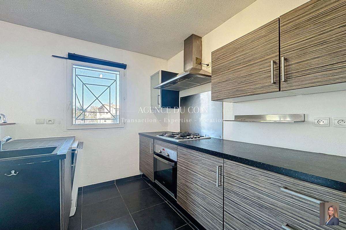 Appartement à LE MUY
