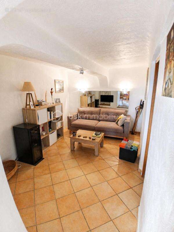 Maison à ROQUEFORT-LES-PINS