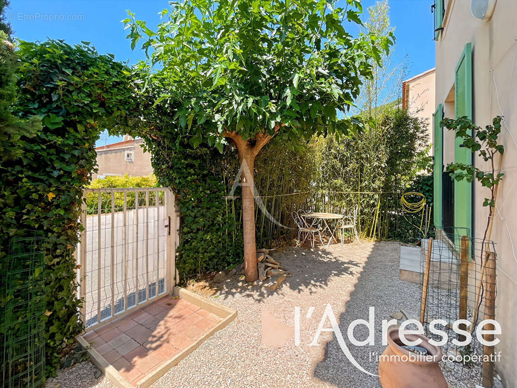 Maison à CUGES-LES-PINS