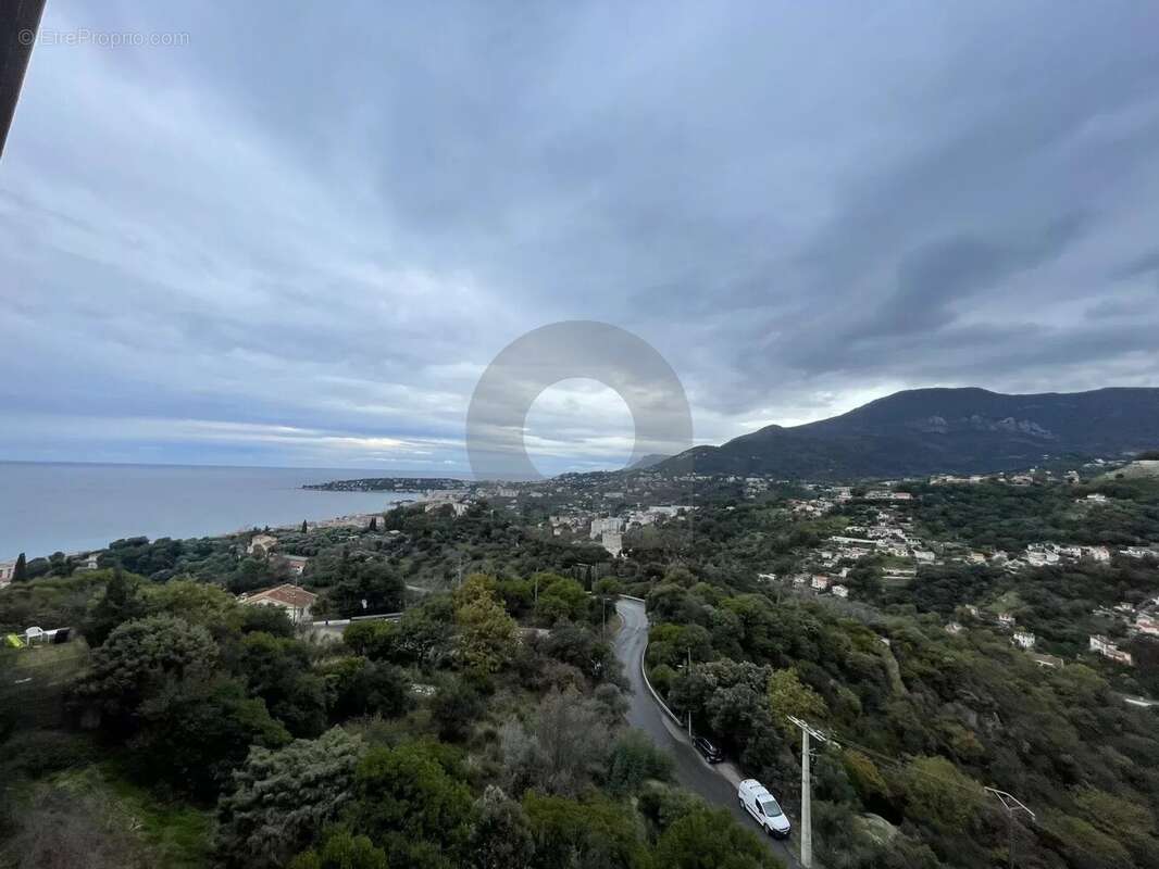 Appartement à MENTON