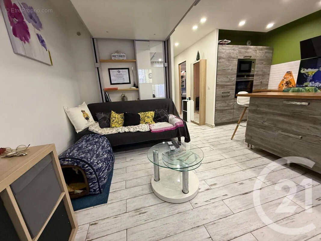 Appartement à ROQUEBRUNE-CAP-MARTIN
