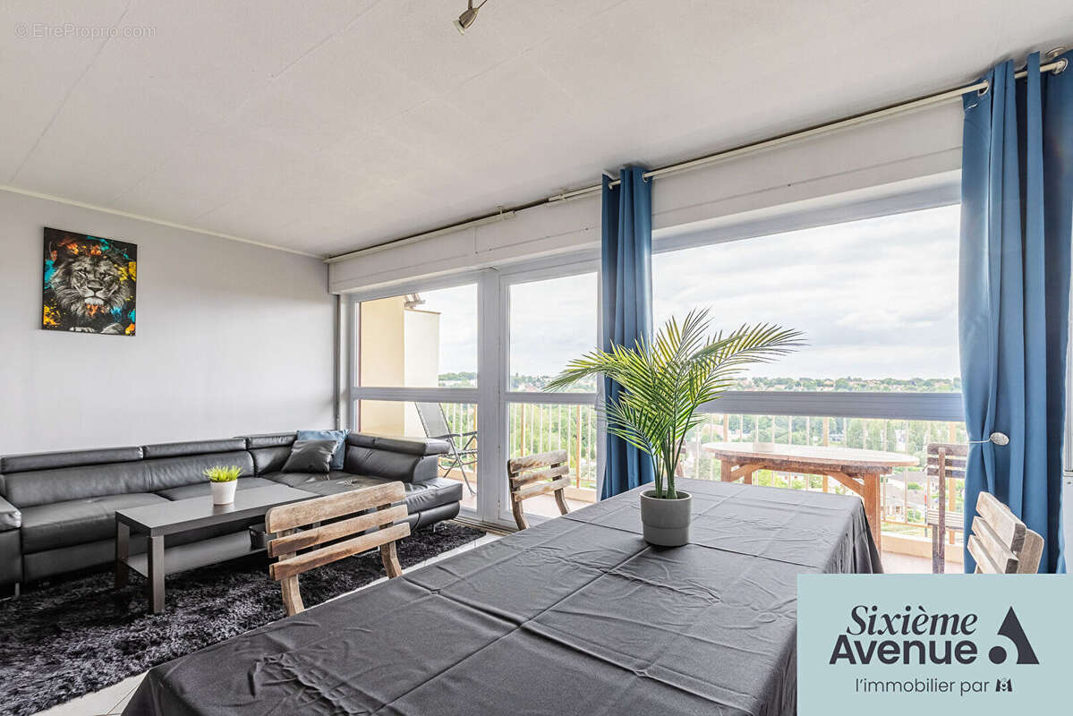Appartement à SAVIGNY-SUR-ORGE