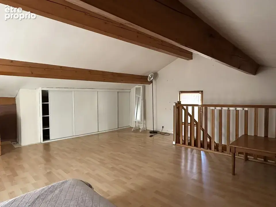 Villa 5 pièces de 128 m2 avec très grande terrasse, parking et terrains. - photo 19
