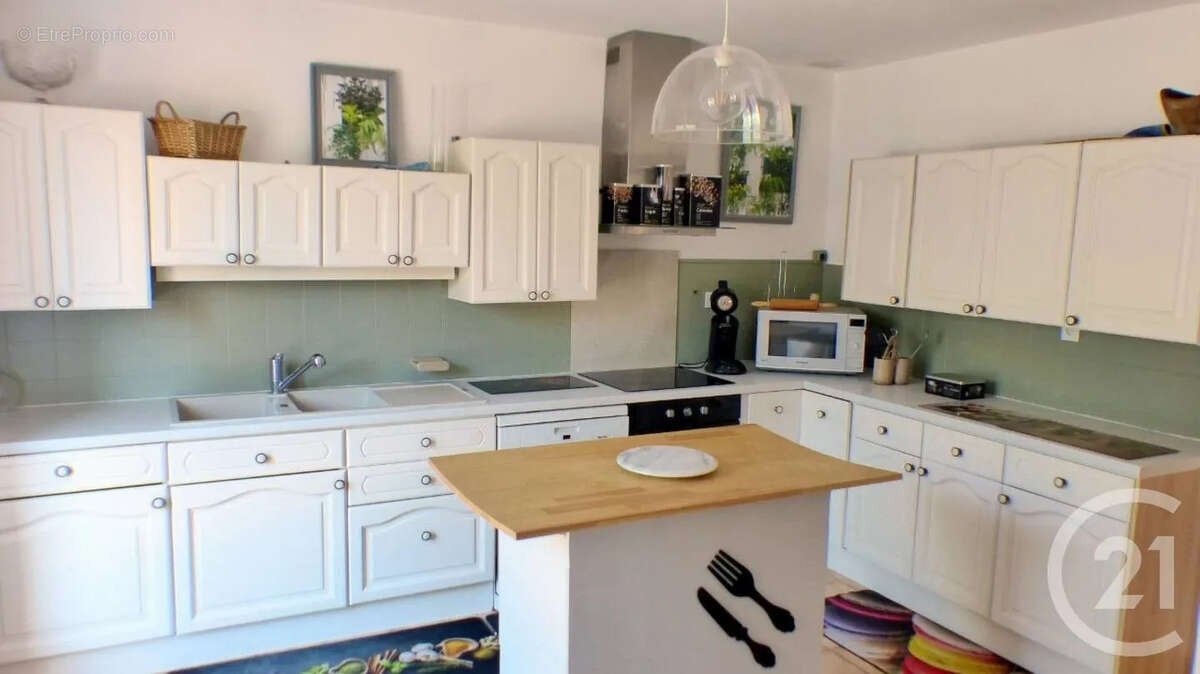 Maison à SIX-FOURS-LES-PLAGES