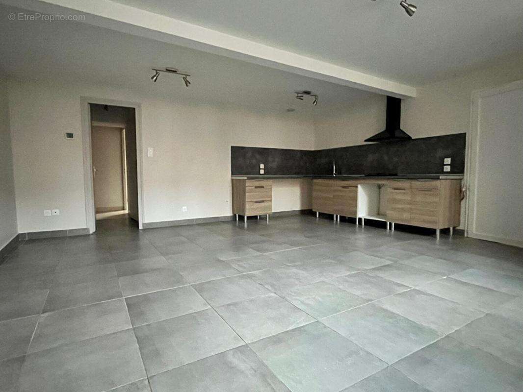 Appartement à MOULINS