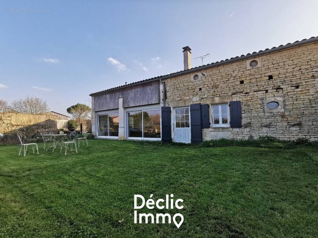 Maison à EPANNES