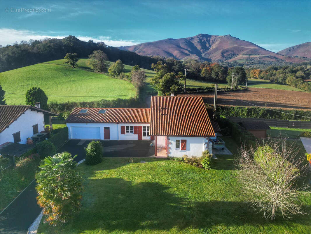 Maison à SAINT-JEAN-PIED-DE-PORT