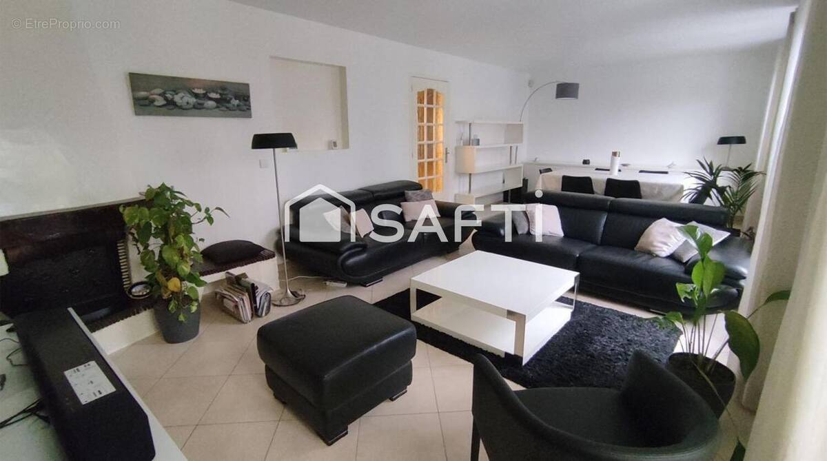 Photo 1 - Maison à SUCY-EN-BRIE