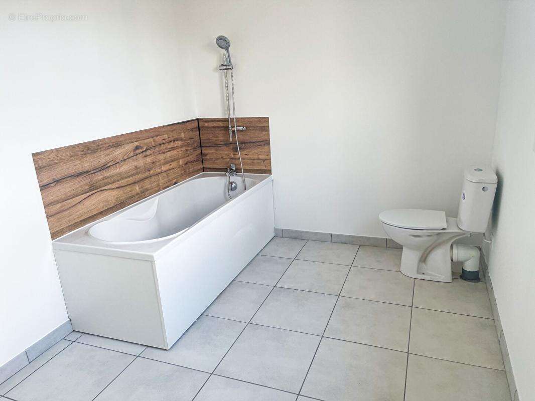 Maison à PETIT-COURONNE