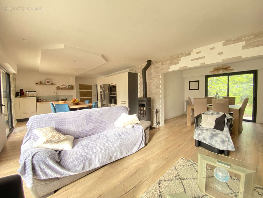 Maison à SEICHES-SUR-LE-LOIR