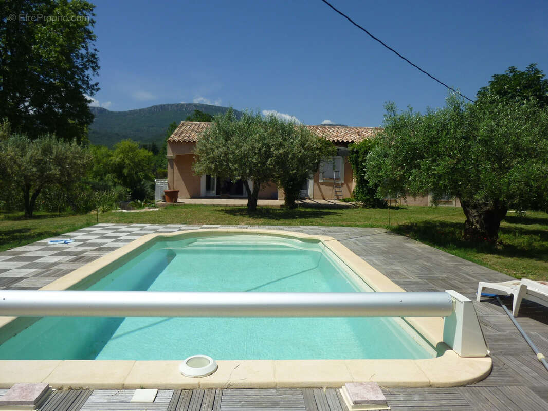Maison à CUERS