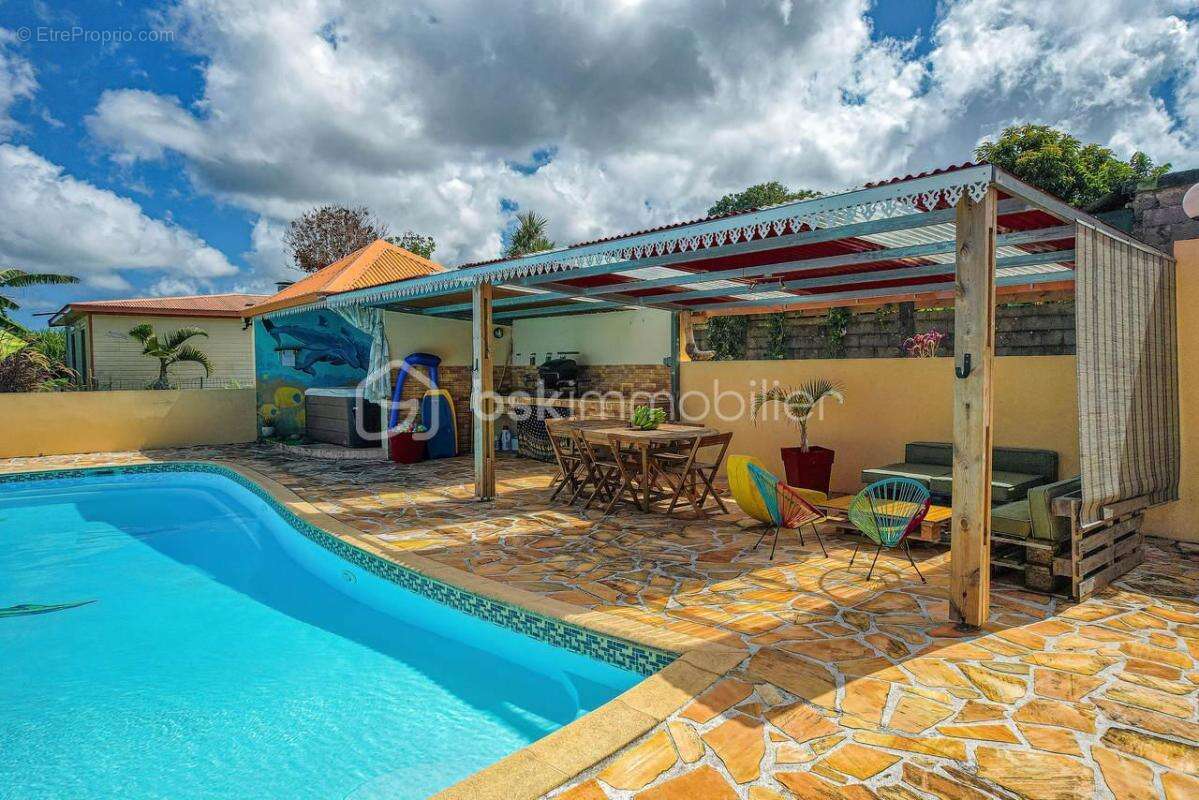 Maison à SAINT-JOSEPH