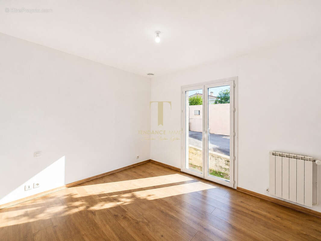 Maison 128 m² à Narbonne  - photo 9