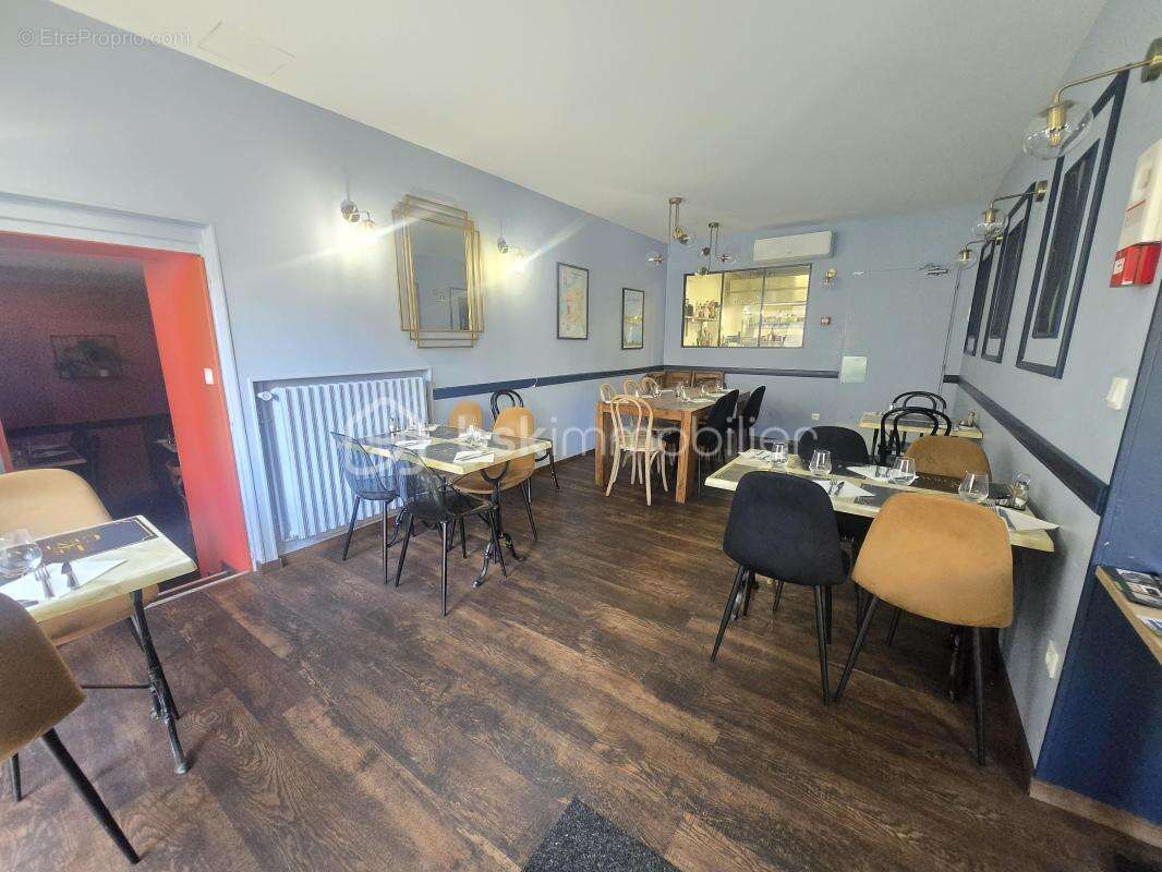 Commerce à LA CHARITE-SUR-LOIRE