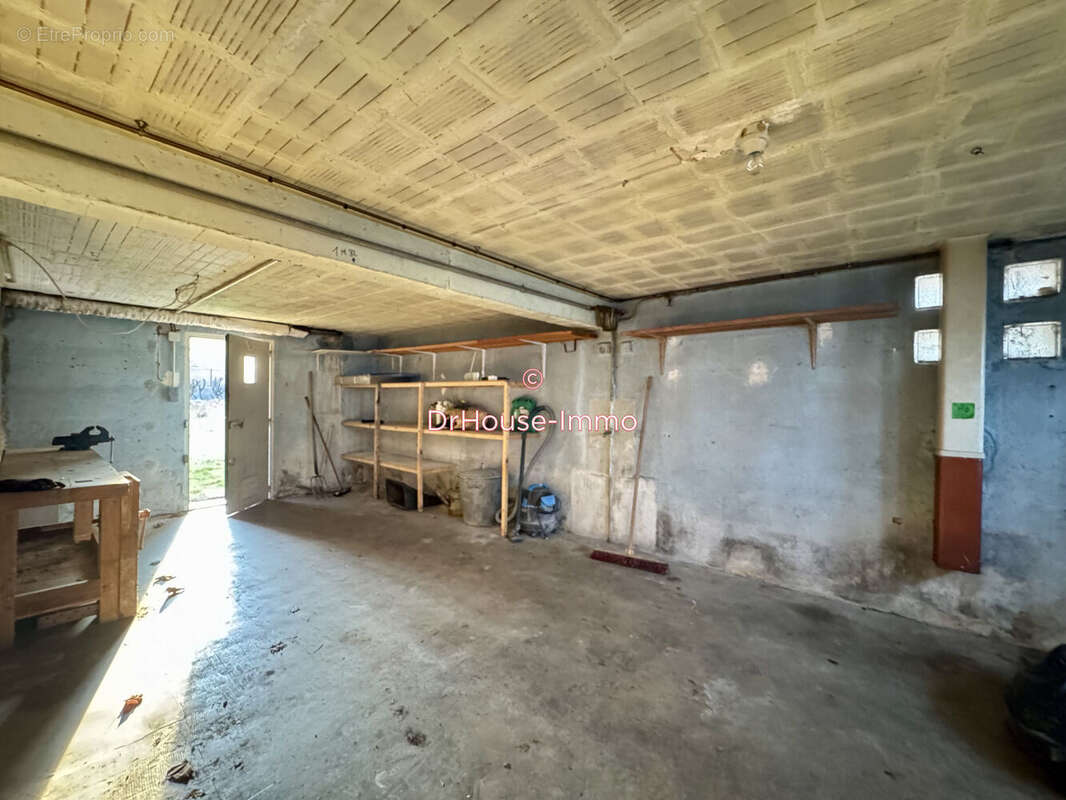 Maison 105 m² à Migne-Auxances  - photo 9