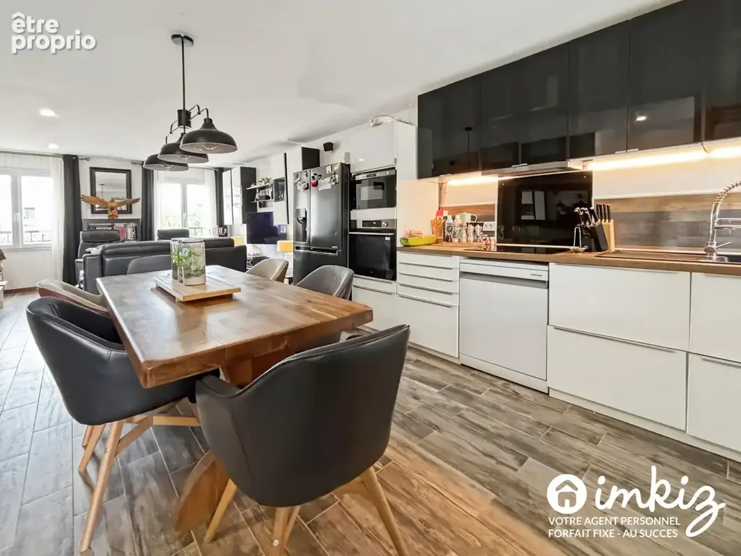 Appartement à MOISSY-CRAMAYEL