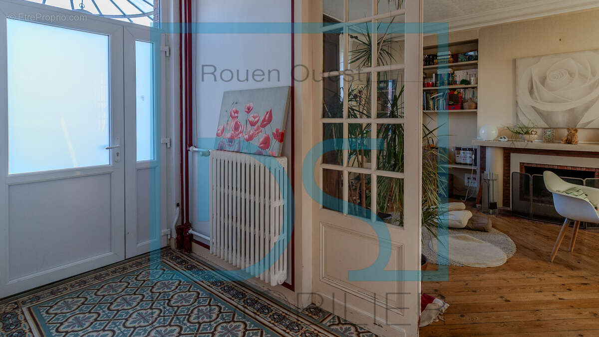 Maison de maitre avec dependance a barentin 15 minutes rouen droite - photo 4