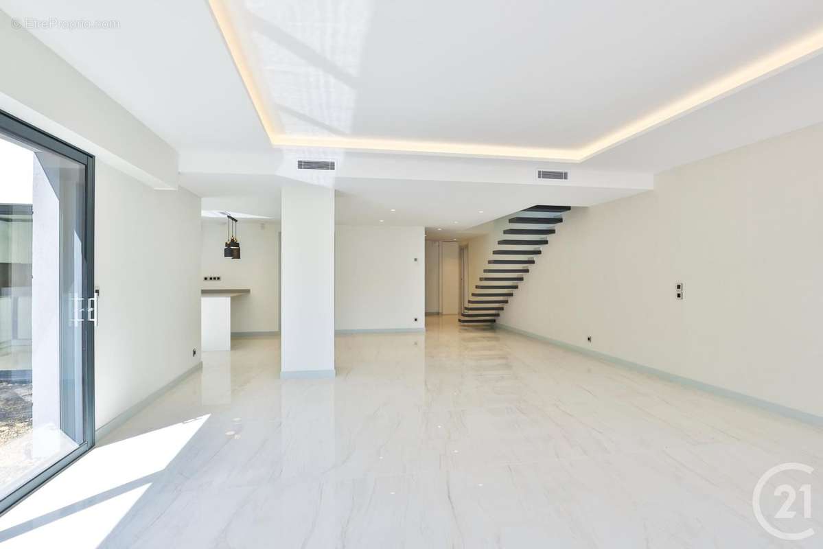 Appartement à SAINT-JEAN-CAP-FERRAT